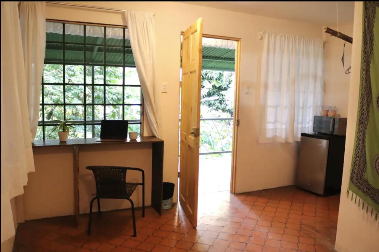 曼努埃尔安东尼奥Casa Geraldo住宿加早餐旅馆 外观 照片